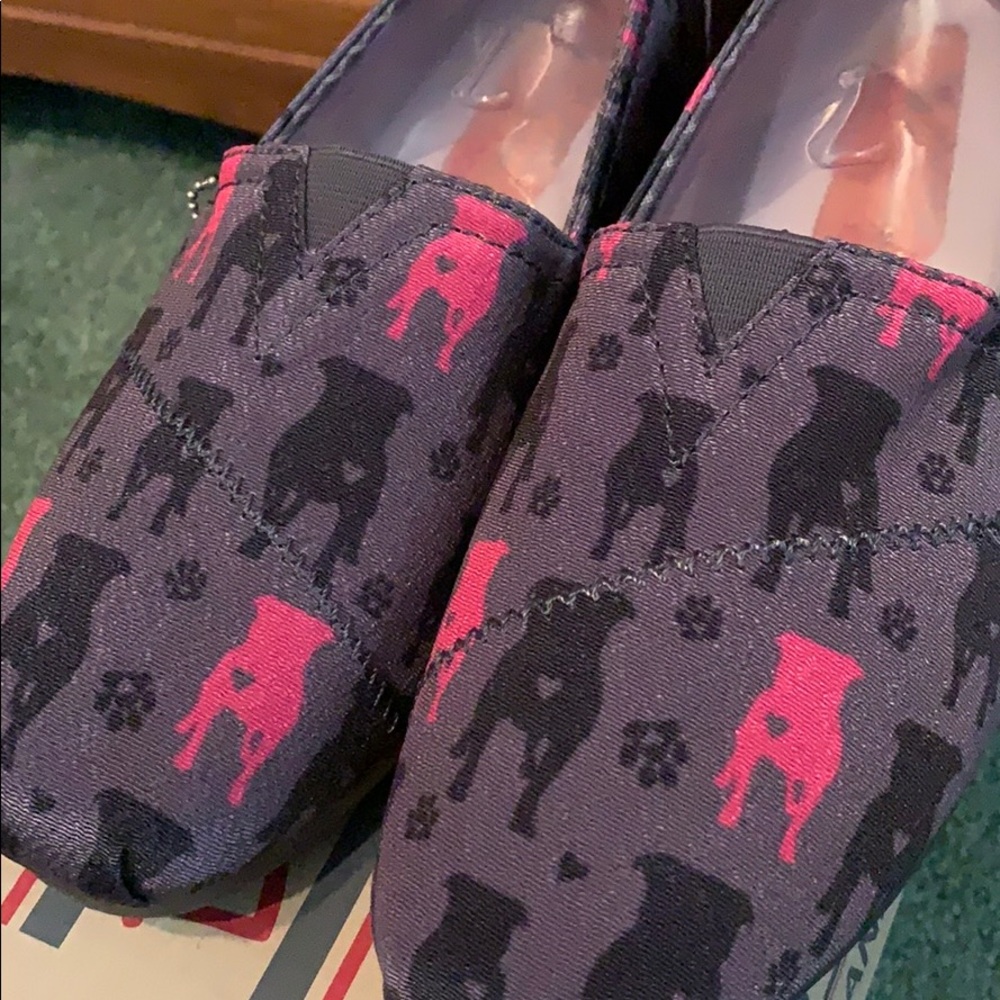 Bobs from Skechers dog print slip-ons - Picture 5 of 5